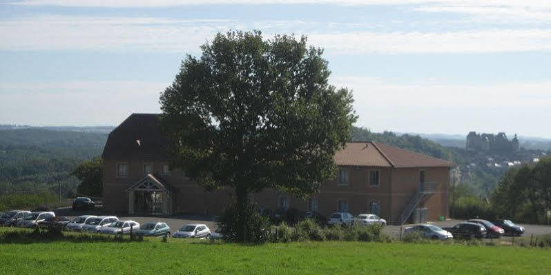 Hotel Au Périgord Noir Hautefort Exterior foto