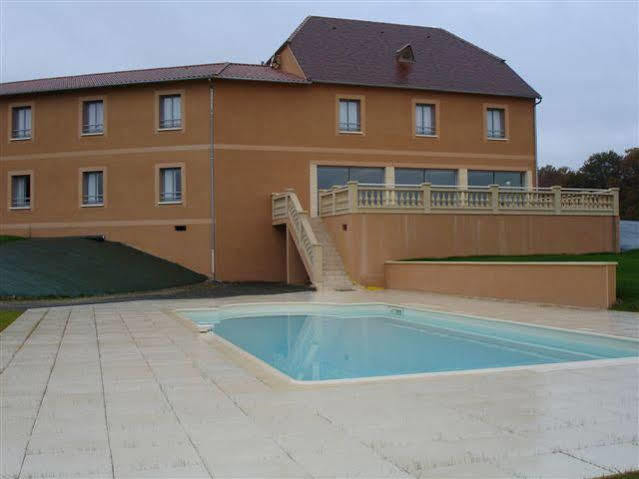 Hotel Au Périgord Noir Hautefort Exterior foto